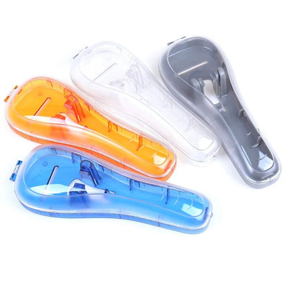 Portable Razor Holder Box Travel Shaver Storage Case for Men