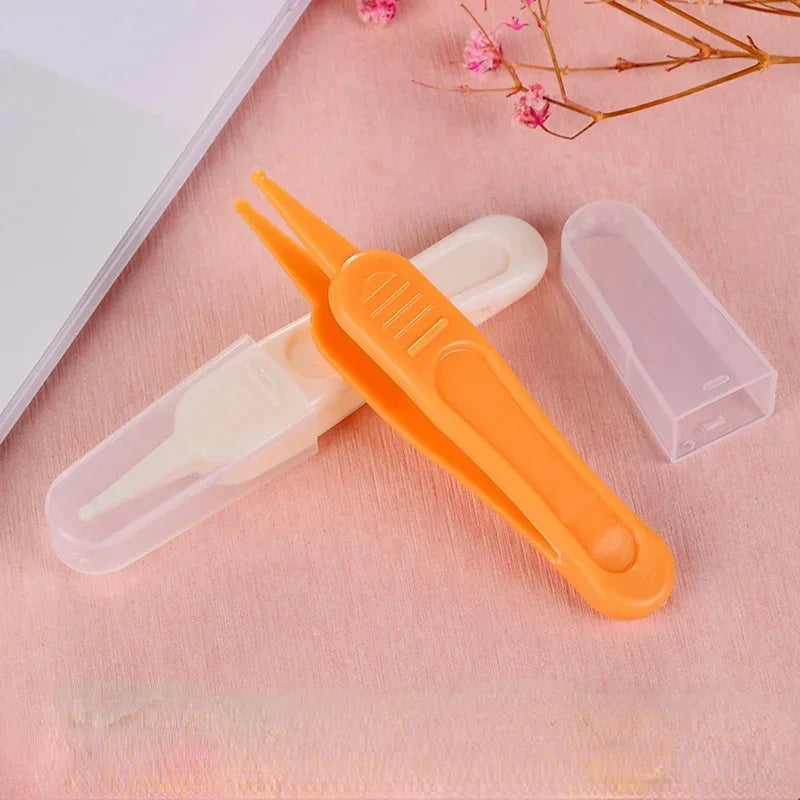 Toddler Nasal Cavity Care Supplies, Baby Plastic Tweezers Nose Cleaner Tool for Kids Safety