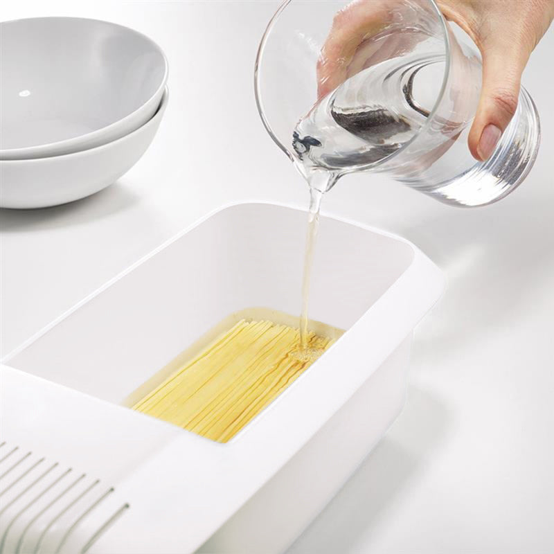 Microwave Noodles Pasta Cooker with Strainer, Eco-Friendly Plastic Spaghetti Steamer, Dishwasher Safe Kitchen Accessory