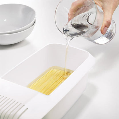 Microwave Noodles Pasta Cooker with Strainer, Eco-Friendly Plastic Spaghetti Steamer, Dishwasher Safe Kitchen Accessory