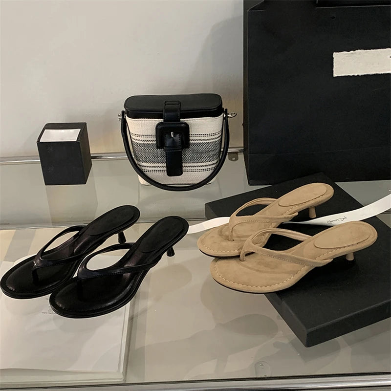 Women Round Clip Toe Sandals Summer Fashion Casual Beach Flip Flops Thin Low Heels Slippers Shoes