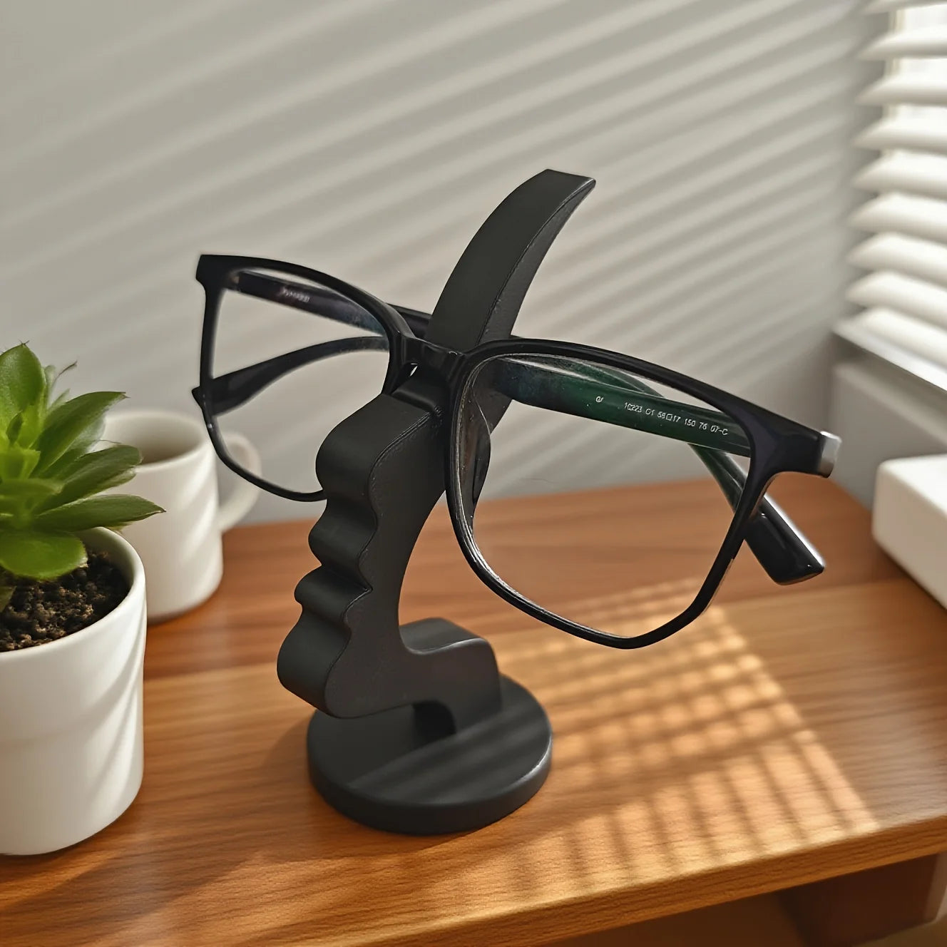 Human Face Eyeglass Holder Stand, Artistic Storage Solution for Desk Nightstand, Practical Minimalist Glasses Organizer