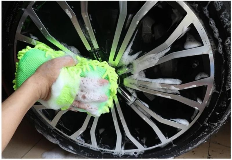 Microfiber Car Washing Sponge And Detailing Glove Set For Easy Vehicle Cleaning 2