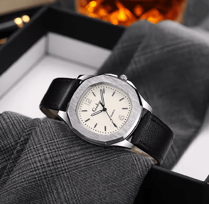 Casual Leather Strap Quartz Watch For Men 1