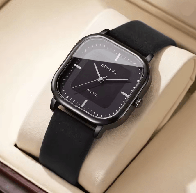 Square Minimalist Leather Strap Quartz Watch For Men 5