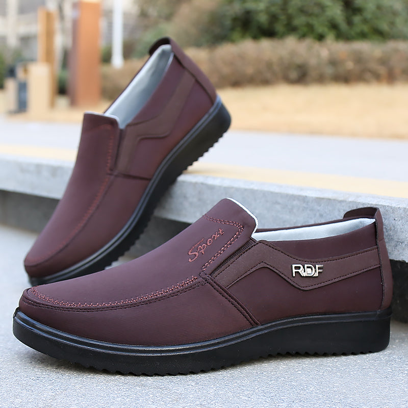 Lightweight SlipOn Shoes For Men Breathable Comfortable And WearResistant Spring And Autumn Trendy  5