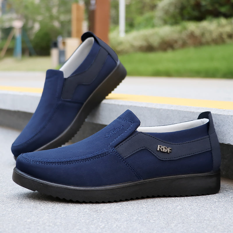 Lightweight SlipOn Shoes For Men Breathable Comfortable And WearResistant Spring And Autumn Trendy  2