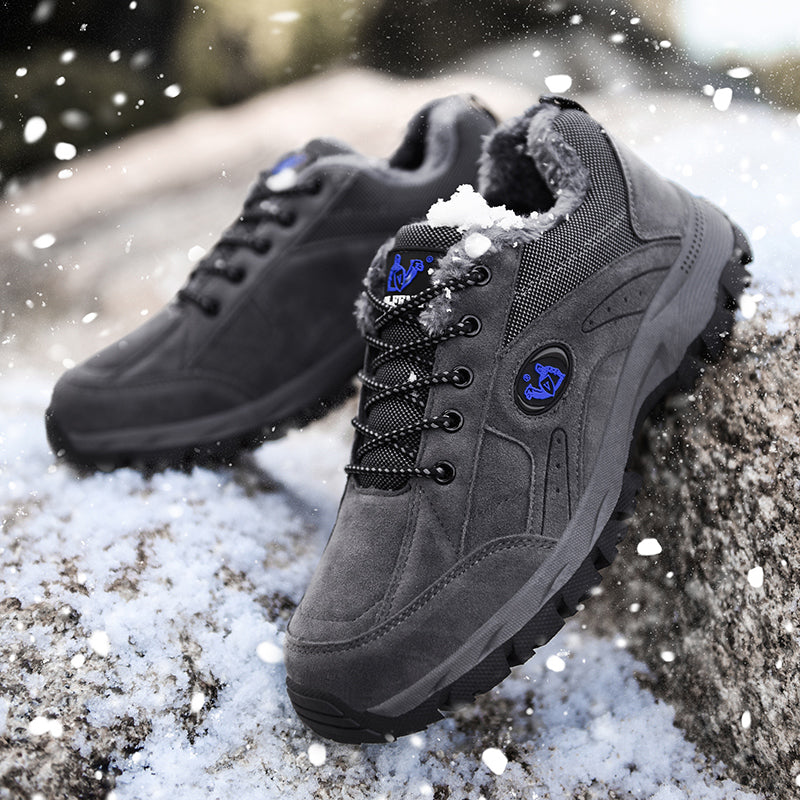 Mens Outdoor Leather Casual Shoes With Warm Fur Sneakers For Women Lace Up Plush Footwear For Winte