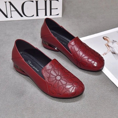 Womens Comfortable Embroidered Cowhide Low Heel Shoes Pure Leather Soft Leather New Style Spring Au 3