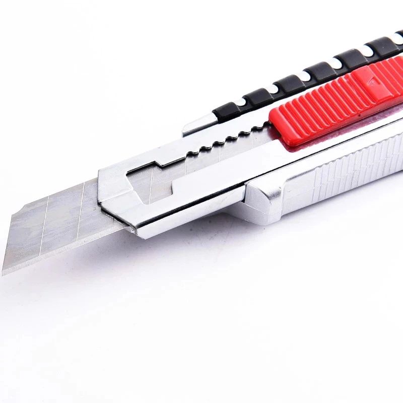 PrecisionPro Retractable Stainless Steel Utility Knife  Includes 5 Extra Blades 3