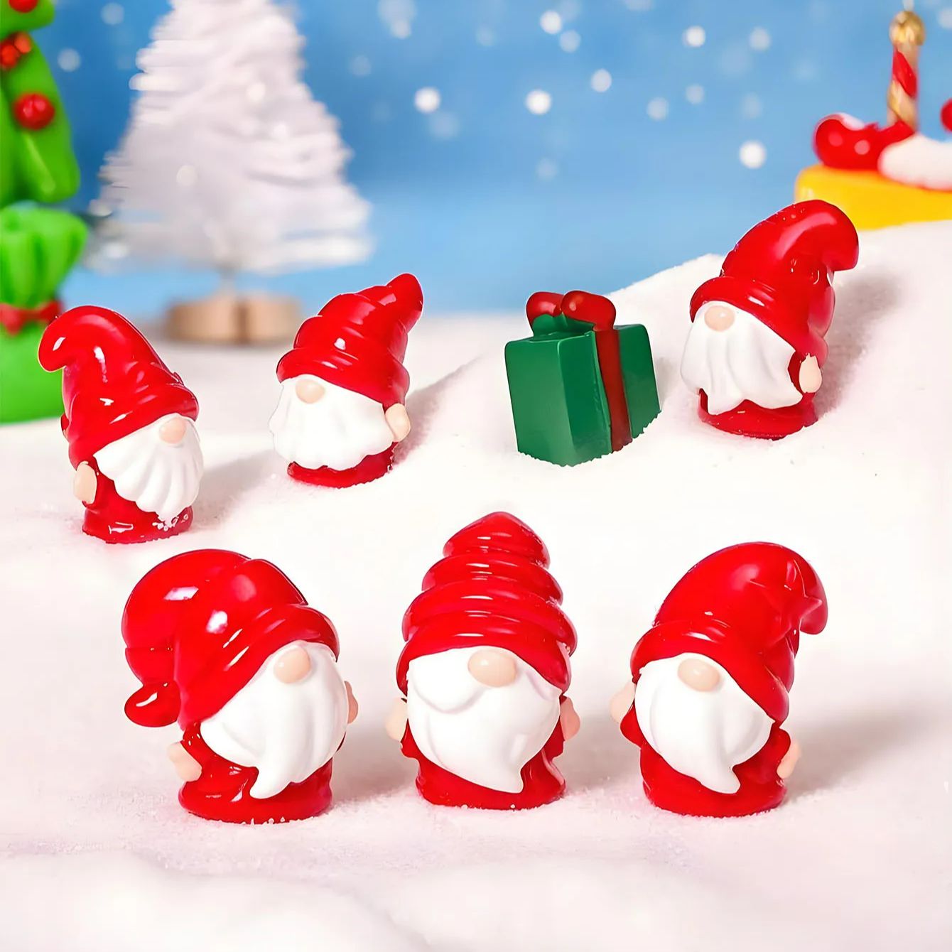 Cute Mini Resin Gnomes For Fall Winter Thanksgiving Decor 2