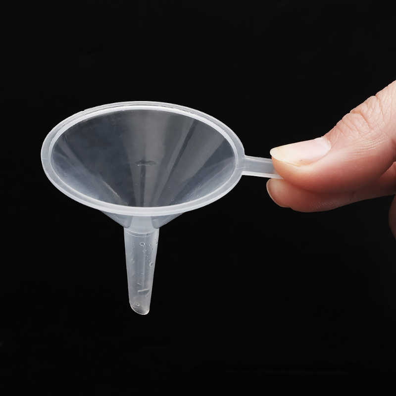 Mini Transparent Plastic Funnel For Oil Perfume Lotion Liquid Diffuser Bottle Tools 1