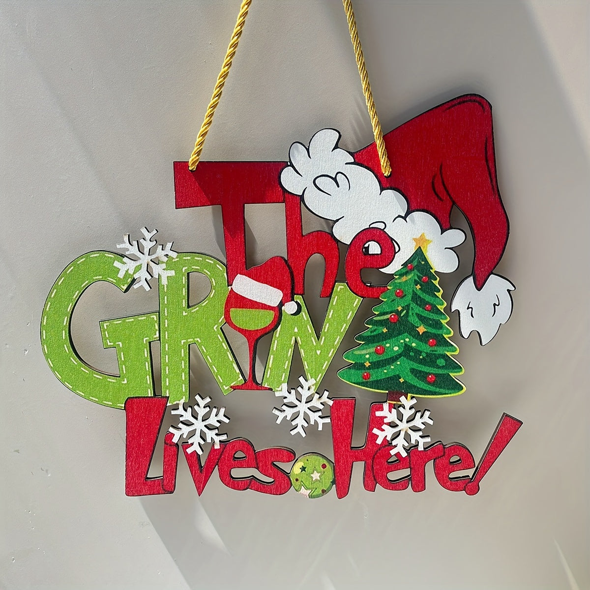 Christmas Decoration, Wooden Snowflake Christmas Tree, Santa Hat Hanging Ornament
