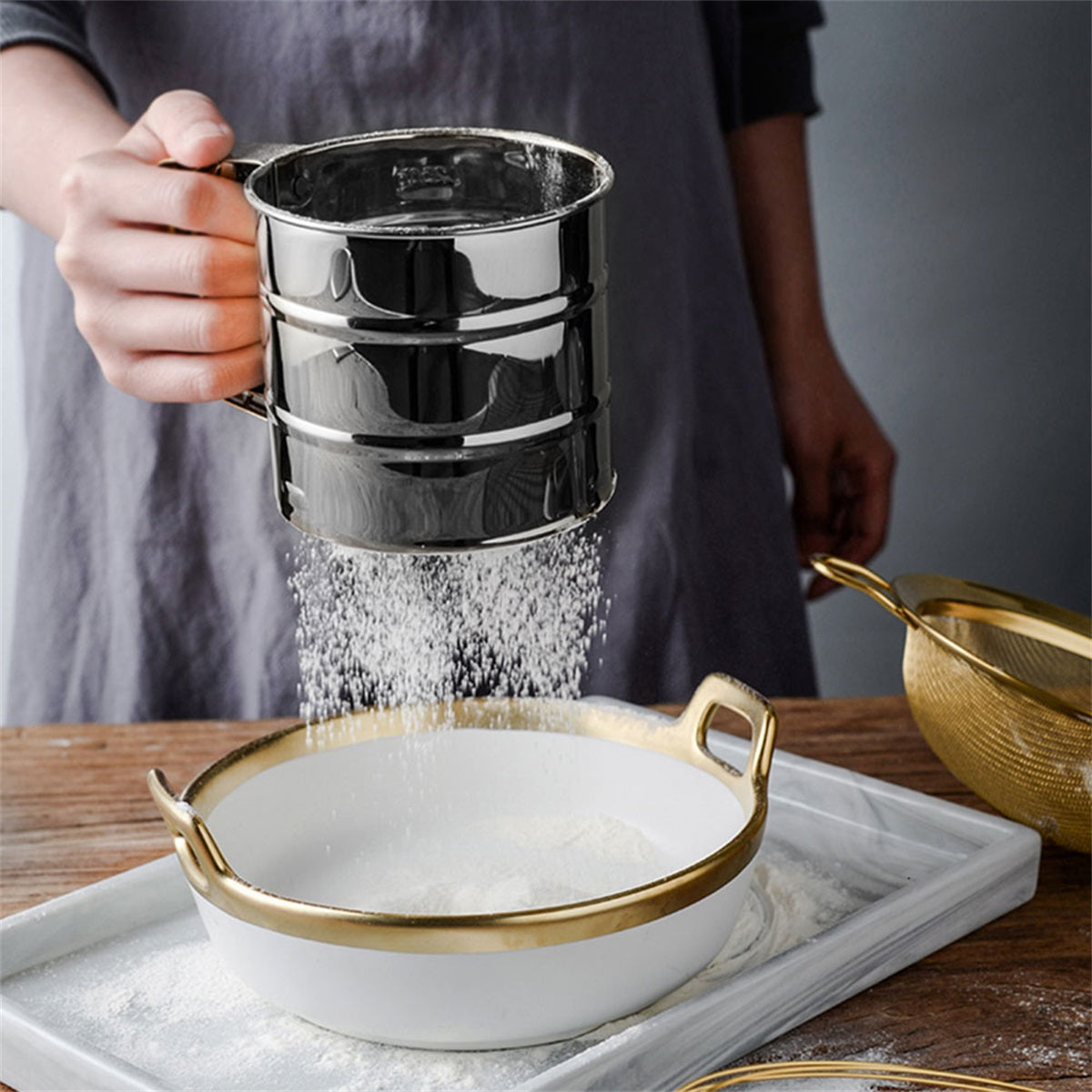 Flour Sifter for Baking, Stainless Steel Handheld Sieve, Fine Mesh Duster