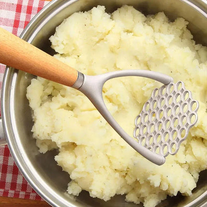 Manual Potato Masher Tool, Aluminum Meat Press with Wood Handle, Garlic Crusher Gadget