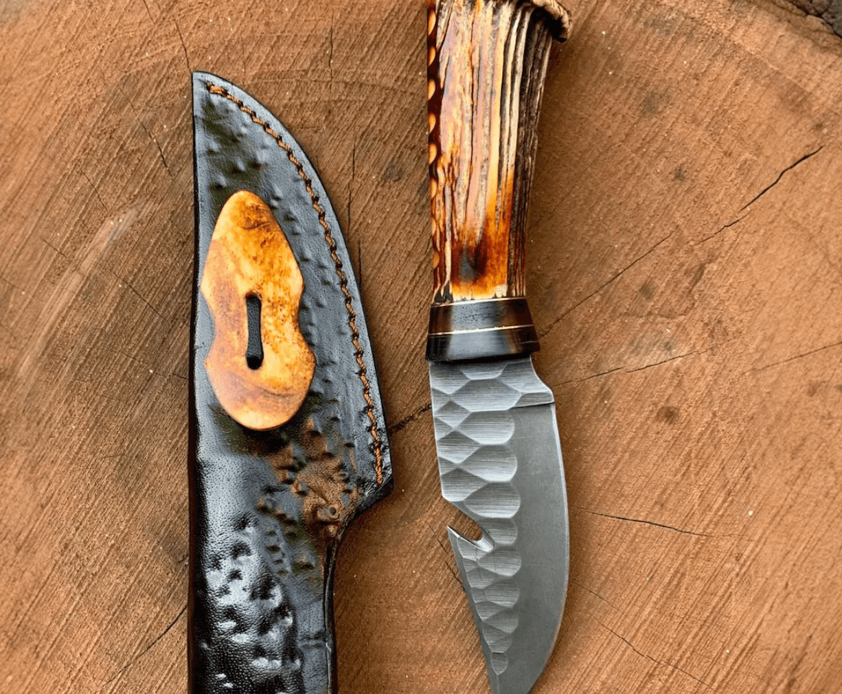 HandForged Carbon Steel Gut Hook Hunting Knife  Deer Antler Handle  Hammered Finish  9 Skinner Knif 1