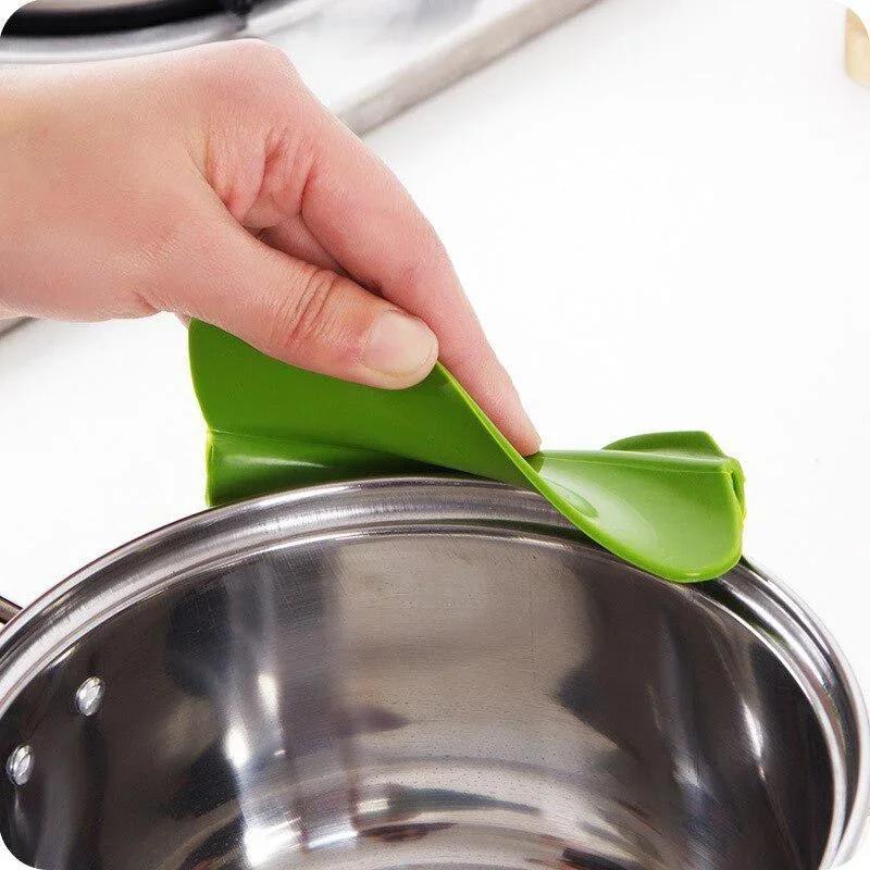 Anti spill Drain Pans, Creative Silicone FunnelTools, Round Rims Deflector, Liquid Funnels