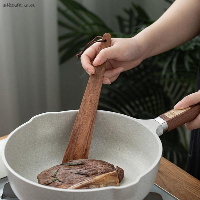 Kitchen Gadgets Triangular Cooking Spatula, Teak Wood Tableware Spatulas, Portable Outdoor Camping Utensils Scraper