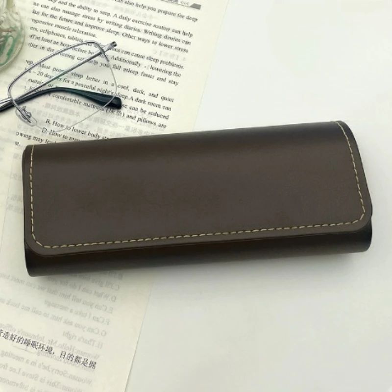 VintageEase Compact Eyeglass Case  Lightweight TravelReady Glasses Holder 7