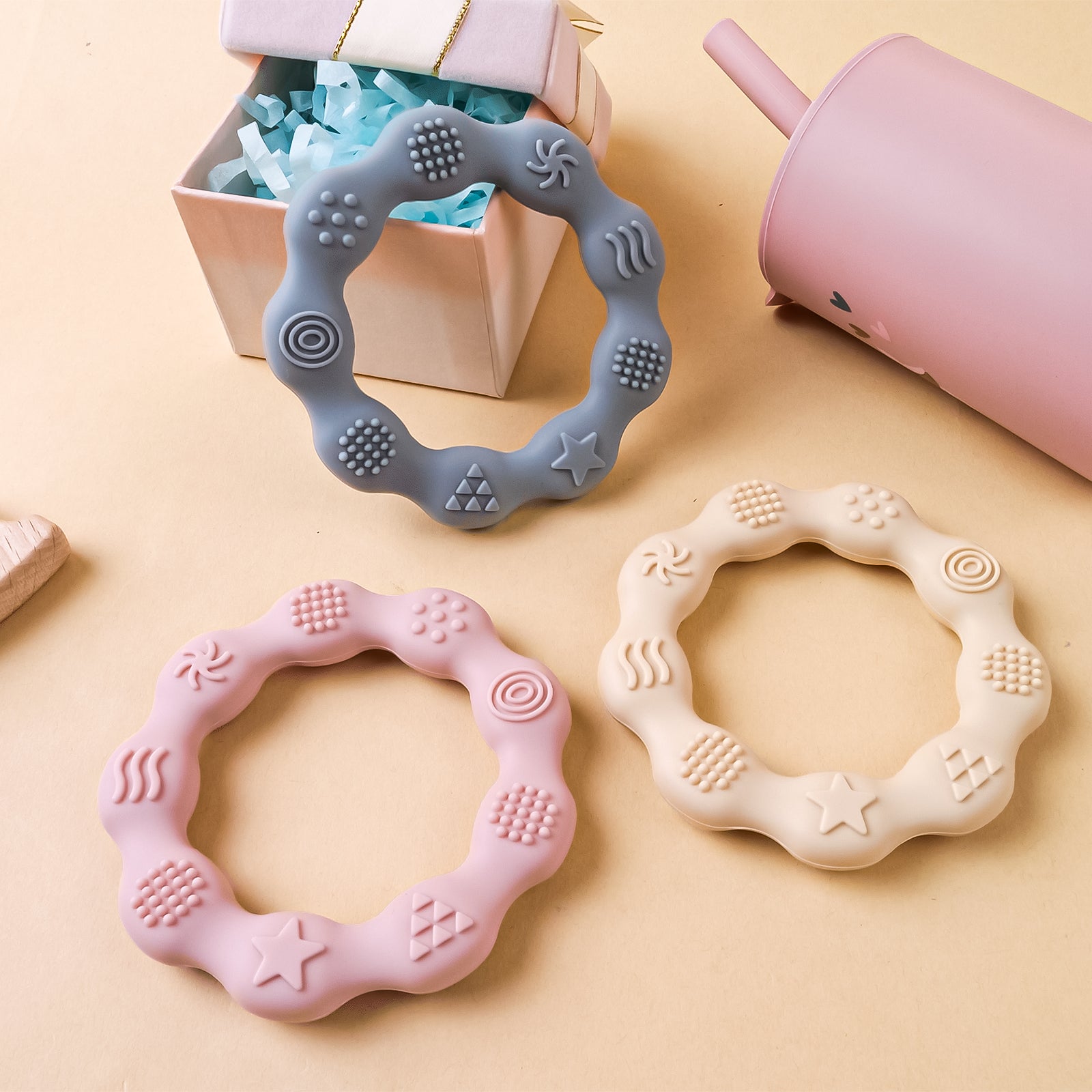 Food Grade Baby Silicone Teething Ring BPA Free Cartoon Silicone Teether For Newborns 1