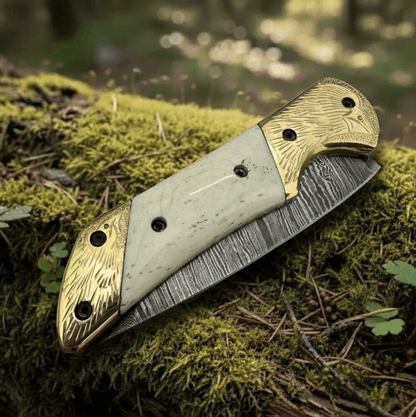buynow engraved eagle pocket knife brass bolsters