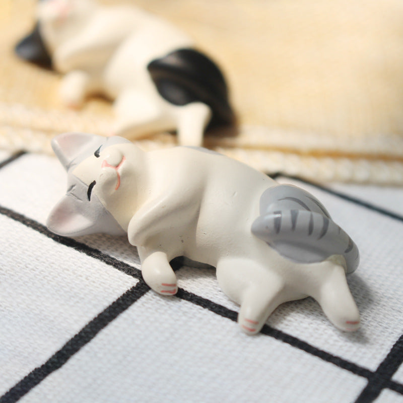 Mini Figures Kawaii Resin Sleeping Cat Statues, Dollhouse Room Decor, Desk Accessories Items
