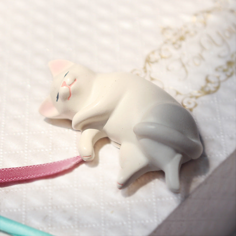Mini Figures Kawaii Resin Sleeping Cat Statues, Dollhouse Room Decor, Desk Accessories Items