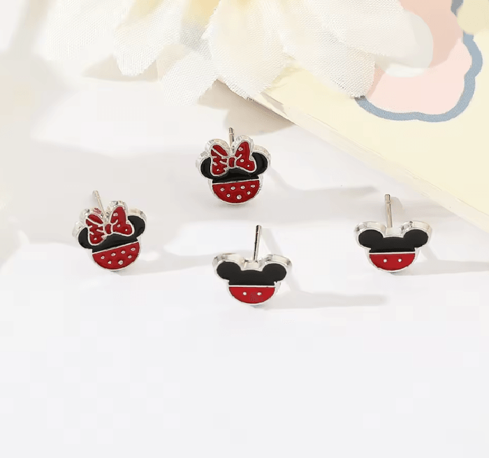 MiniChic Cartoon Pearl Earrings
