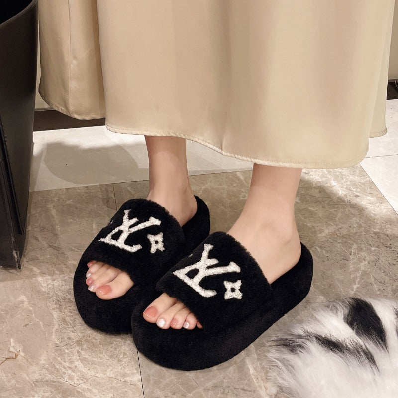Women's Fur Slides Summer Flip Flops Party Plush Shoes Furry Home Footwear