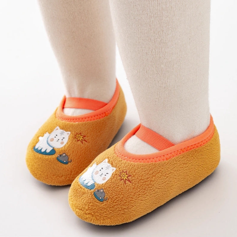 Anti Slip Newborn Baby Shoes Cartoon Slippers For Boys Girls Rubber Sole Winter First Walk Shoes In 4