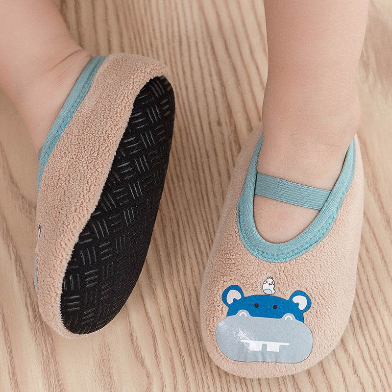 Anti Slip Newborn Baby Shoes, Cartoon Slippers for Boys Girls, Rubber Sole Winter First Walk Shoes Indoor Outdoor
