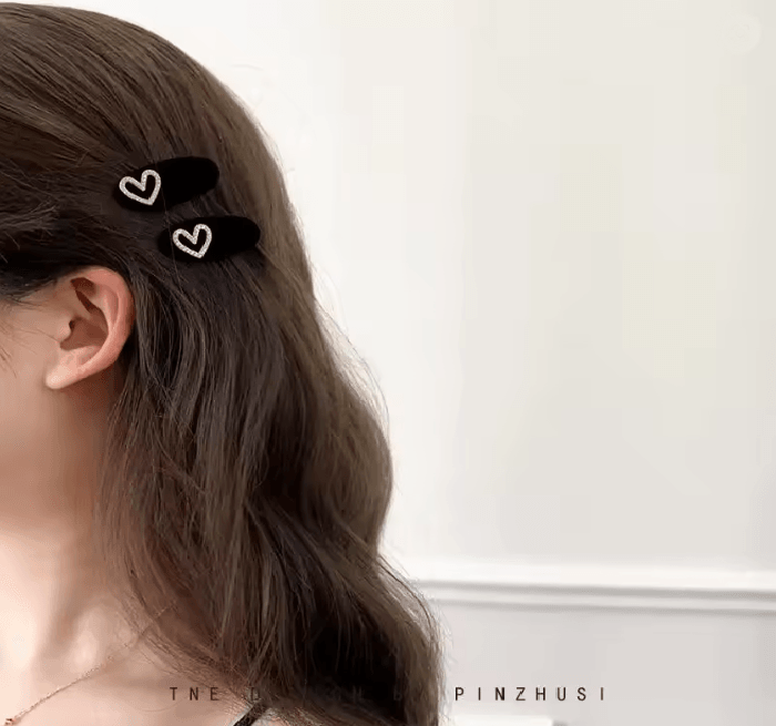 GlimmerOval Rhinestone Hair Clip 2