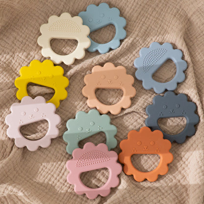 Cartoon Cute Flower Shaped Baby Teething Ring, Molar Stick for Thumb Sucking Relief