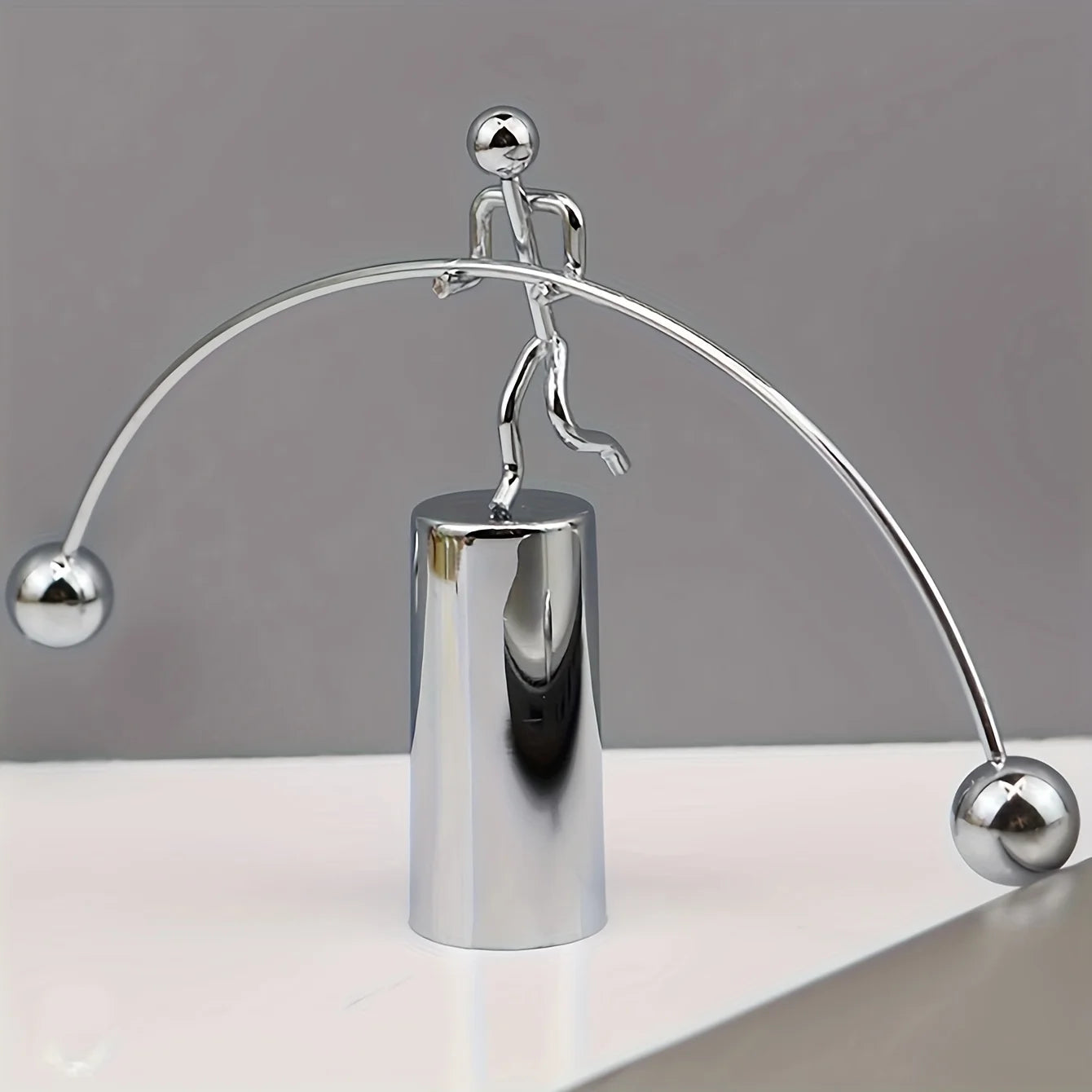 Home Office Accessories Balance Ball Swinging Weightlifting Art Decompression Steel Little Iron Man