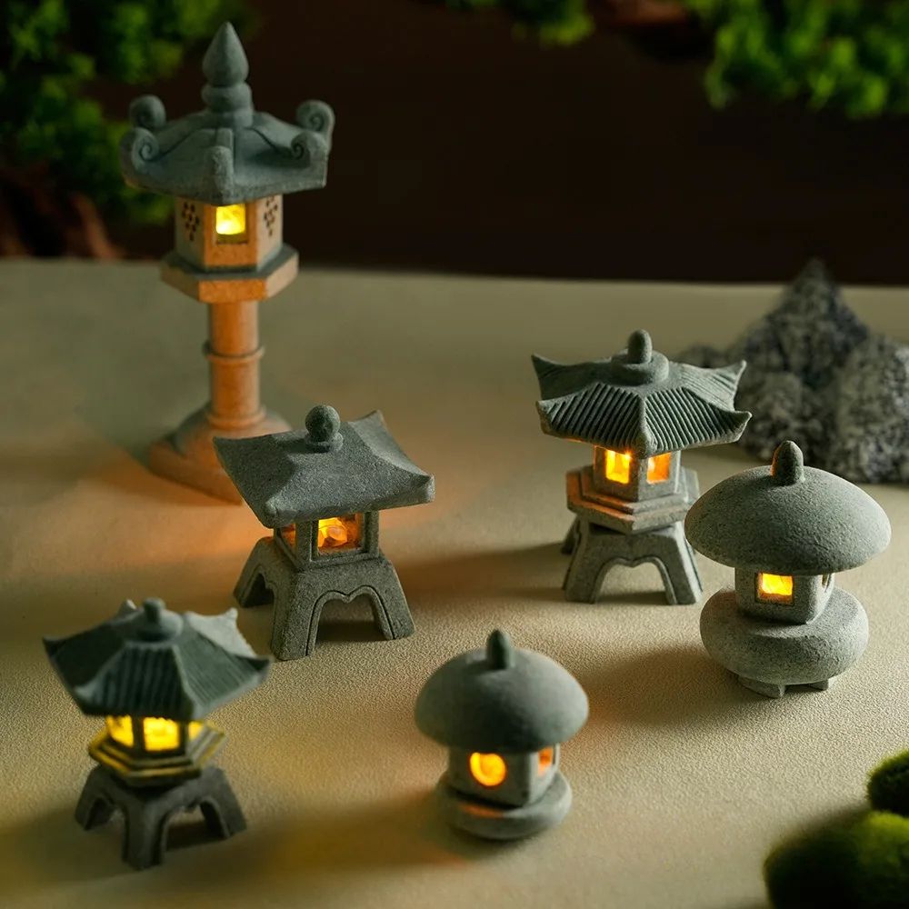 Serenity Mini Pagoda Lantern – Zen Garden Decor & Bonsai Landscape Statue