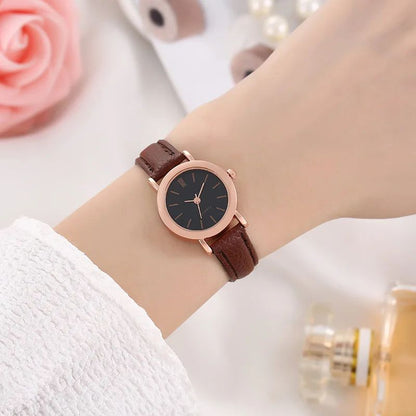 Elegant Retro Leather Strap Quartz Watch  Classic Casual Timepiece For Women  Men 1