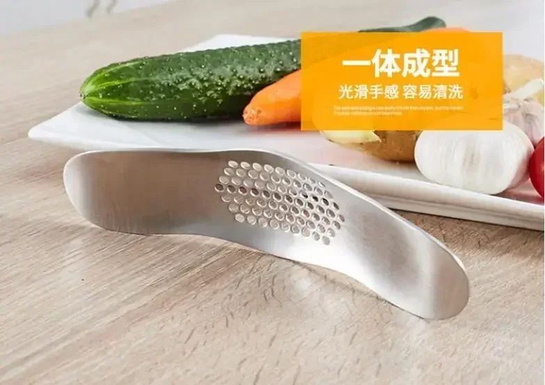 Stainless Steel Garlic Press Crusher  Manual Garlic Mincer For Cooking Fruit  Vegetable Chopping 5