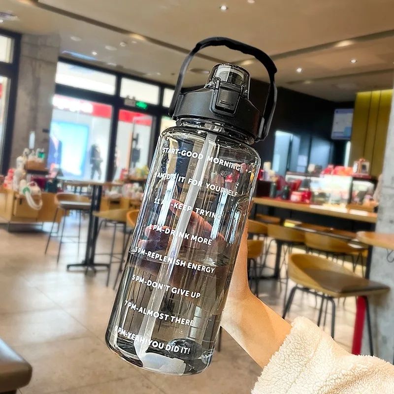 HydraMax 2L Portable Straw Sports Water Bottle 2