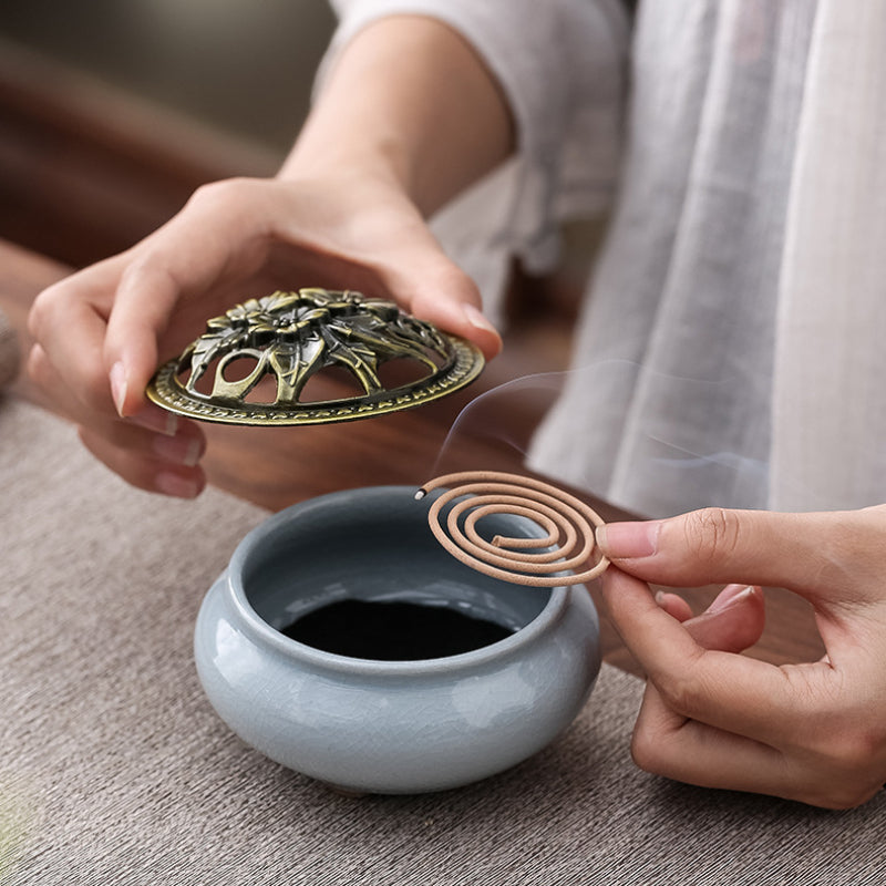 Ceramic Tea Set One Pot Four Cups Sandalwood Stove With Incense Burner Gift Box For Ceremony 4