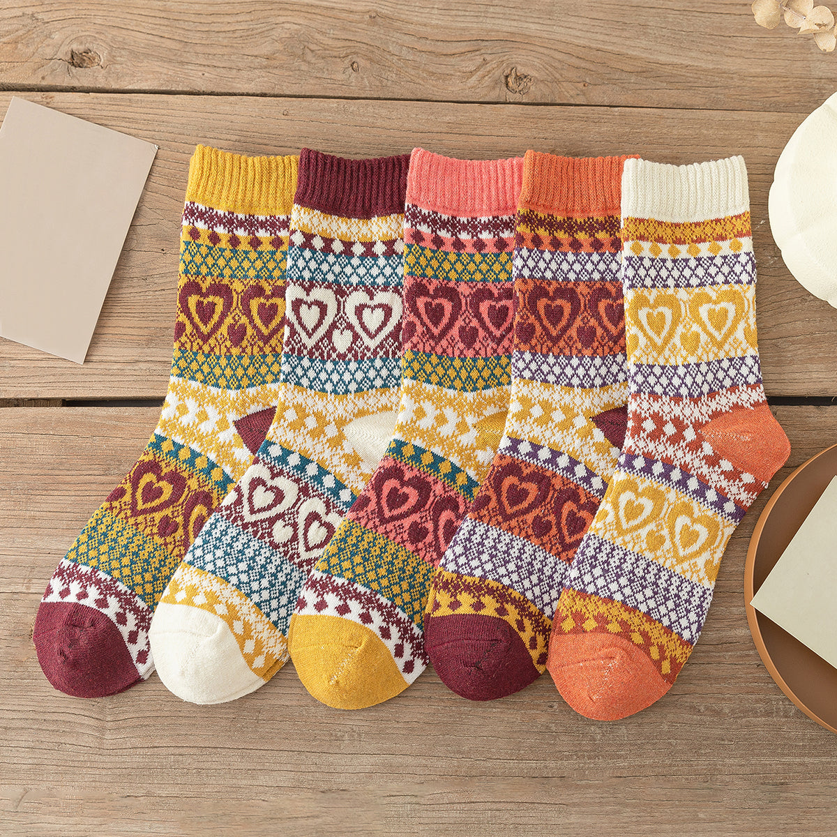 Man Women Socks Retro Style Flower Pattern Thick Warm Winter Socks 10