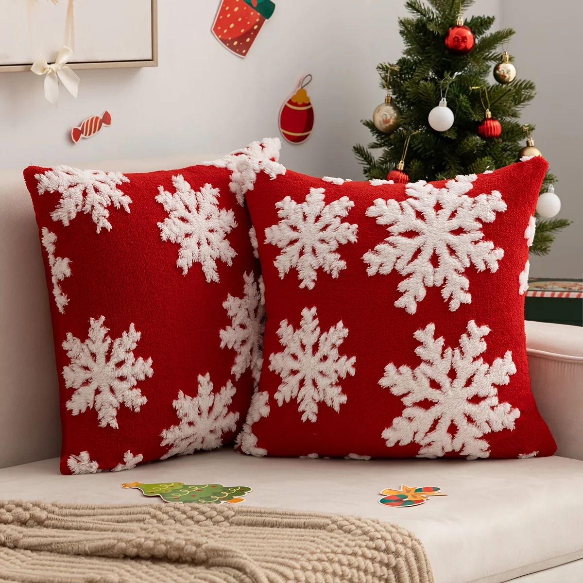 Snowflake Velvet Pillow Covers Set Of 2  Soft Christmas Cushion Covers With Festive Pattern  Hidden 1