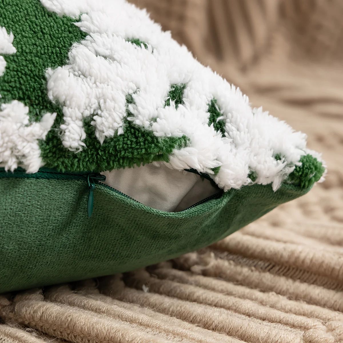 Snowflake Velvet Pillow Covers Set Of 2  Soft Christmas Cushion Covers With Festive Pattern  Hidden 4