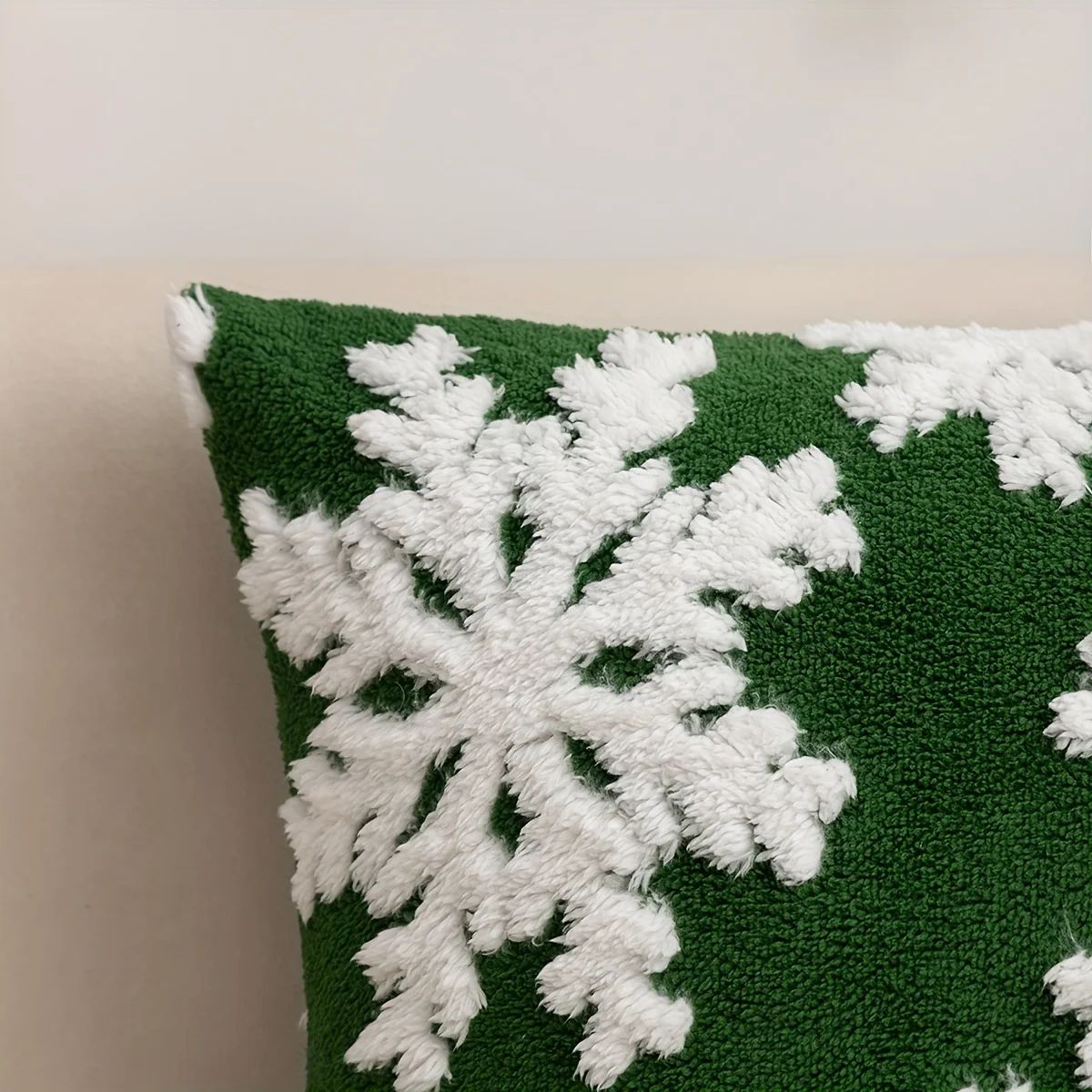 Snowflake Velvet Pillow Covers Set Of 2  Soft Christmas Cushion Covers With Festive Pattern  Hidden 5